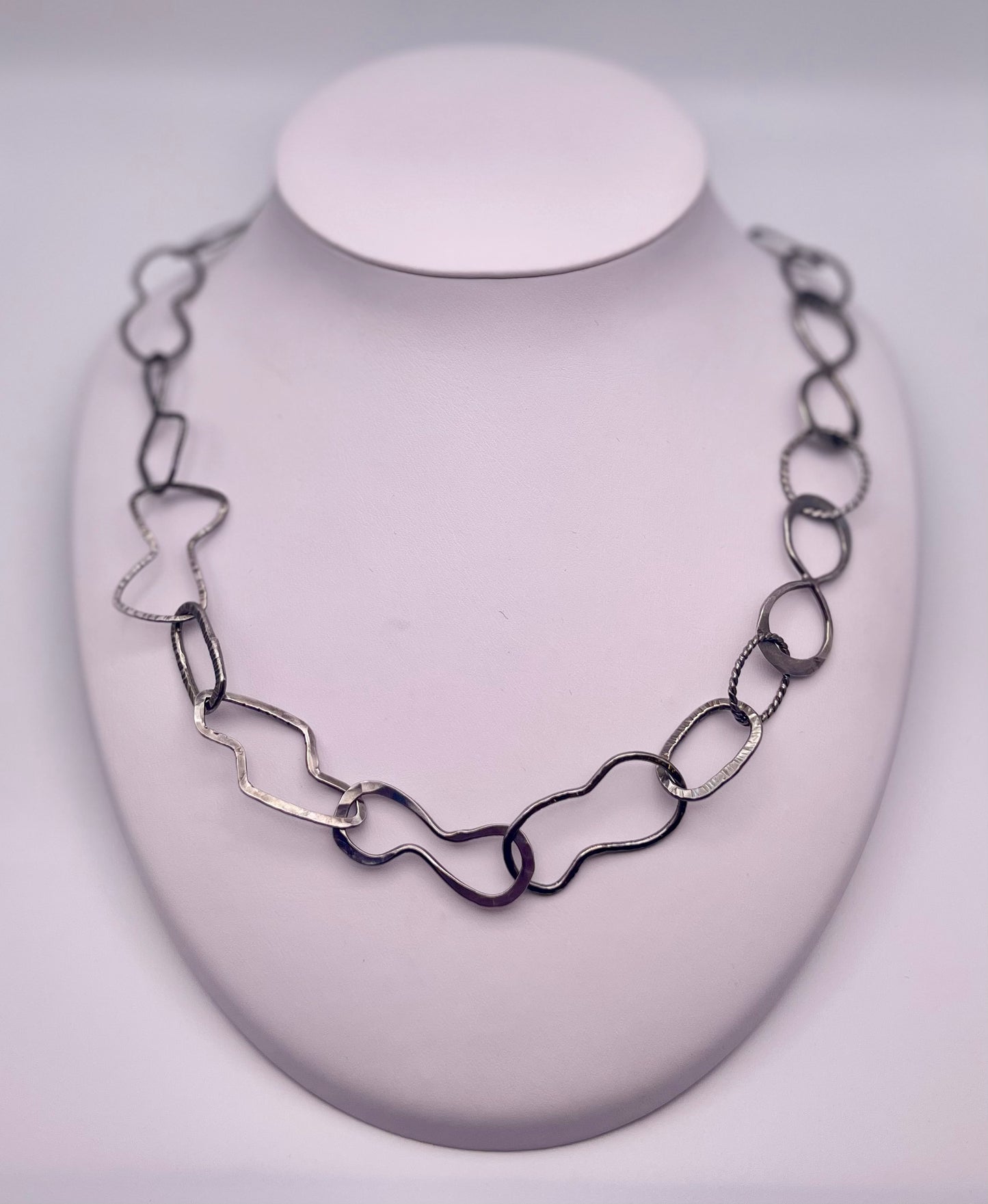 Artful Chains 31