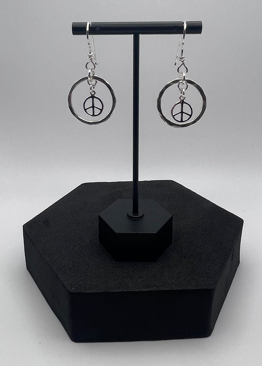 Lightness in Motion 18